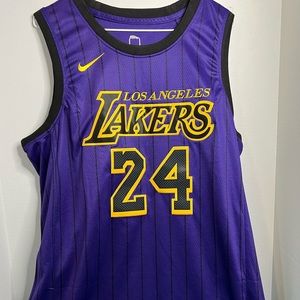Nike Swingman Kobe Bryant jersey